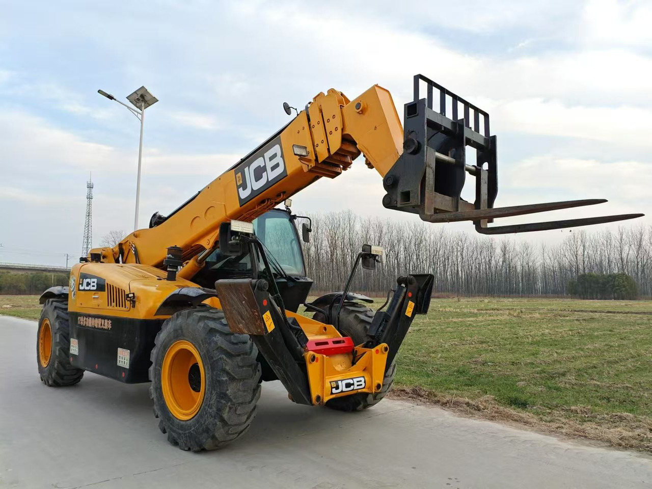 JCB 540 Telescopic handler jcb original machine - מפעיל טלסקופי: תמונה 4 JCB 540 Telescopic handler jcb original machine - מפעיל טלסקופי: תמונה 4