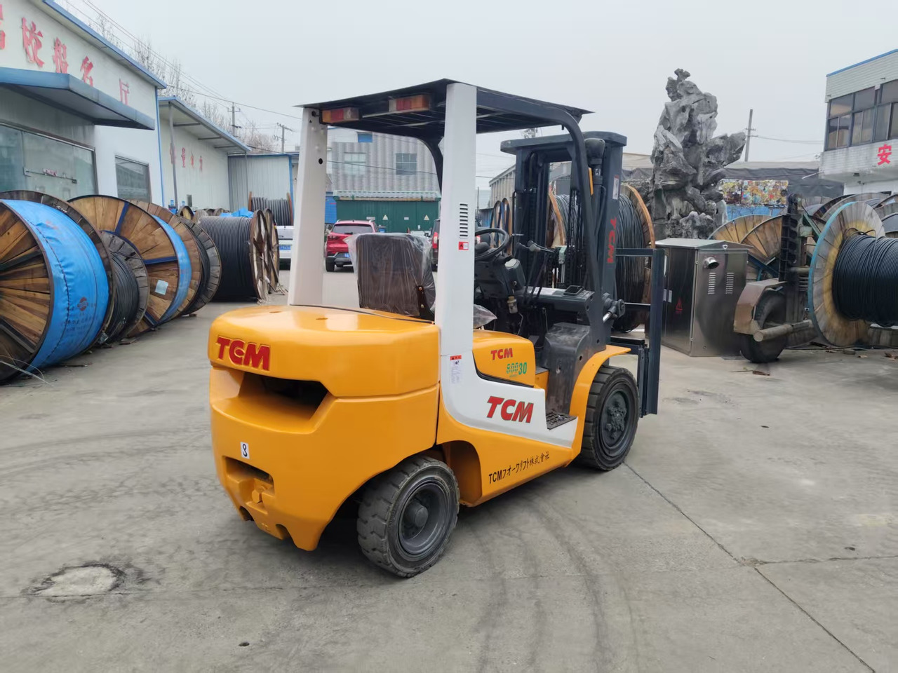 TCM FD30 Japan brand used 3 ton 4.5m diesel forklift Customizable mast clamps - מלגזת סולר: תמונה 5 TCM FD30 Japan brand used 3 ton 4.5m diesel forklift Customizable mast clamps - מלגזת סולר: תמונה 5