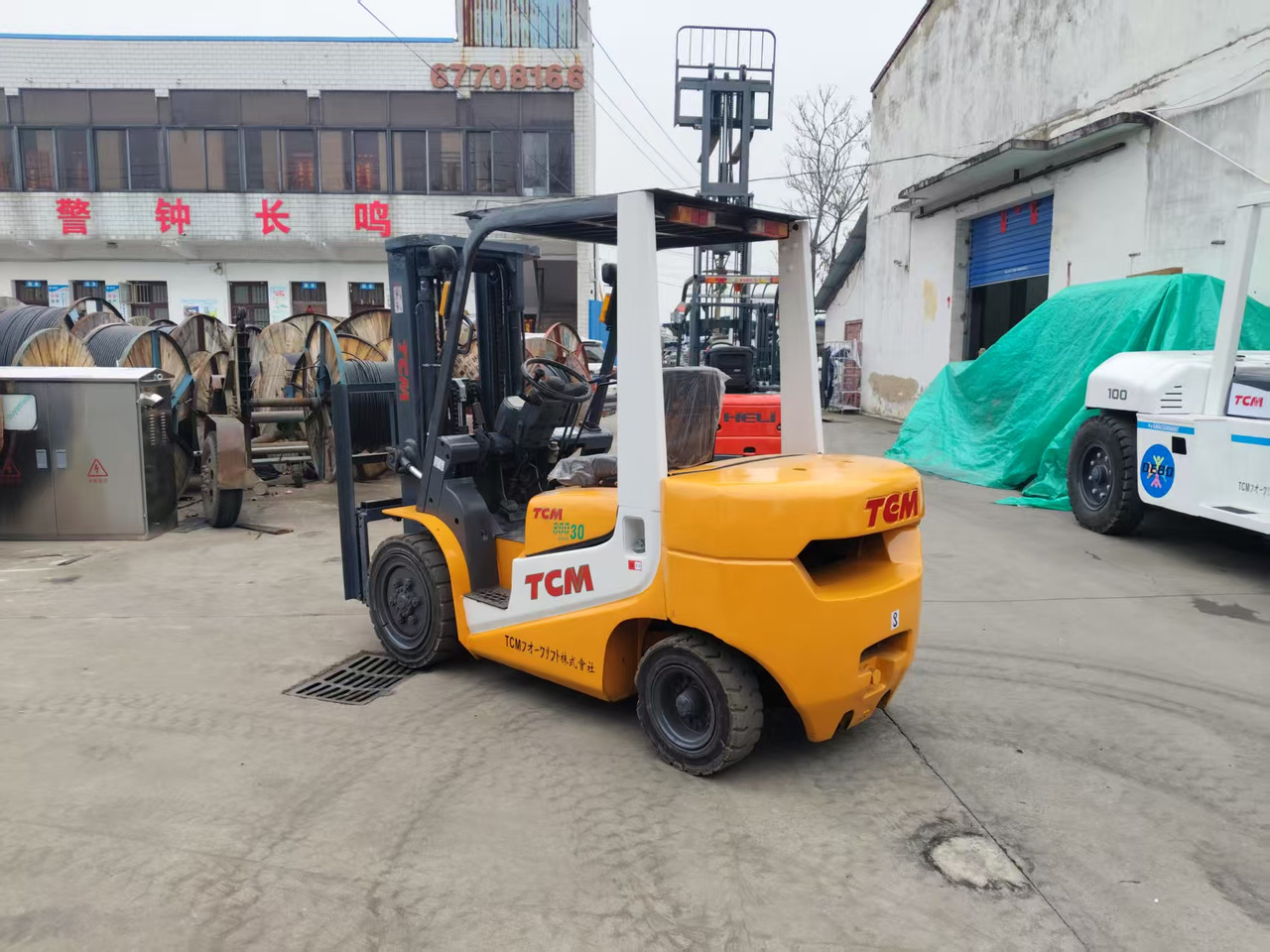 TCM FD30 Japan brand used 3 ton 4.5m diesel forklift Customizable mast clamps - מלגזת סולר: תמונה 4 TCM FD30 Japan brand used 3 ton 4.5m diesel forklift Customizable mast clamps - מלגזת סולר: תמונה 4