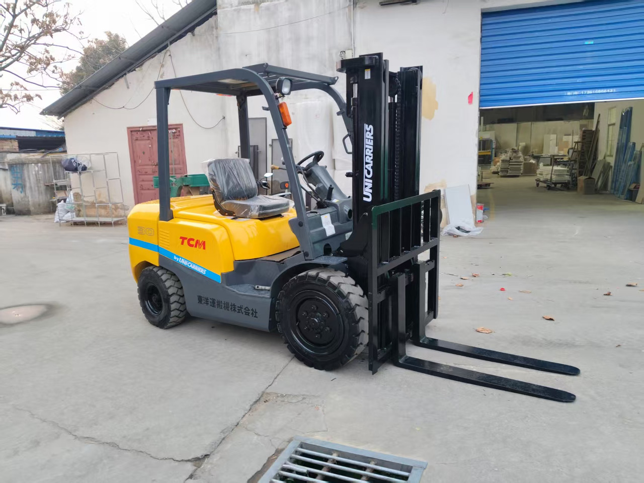 TCM FD30 Japan brand used 3 ton diesel forklift Customizable mast clamps - מלגזת סולר: תמונה 5 TCM FD30 Japan brand used 3 ton diesel forklift Customizable mast clamps - מלגזת סולר: תמונה 5