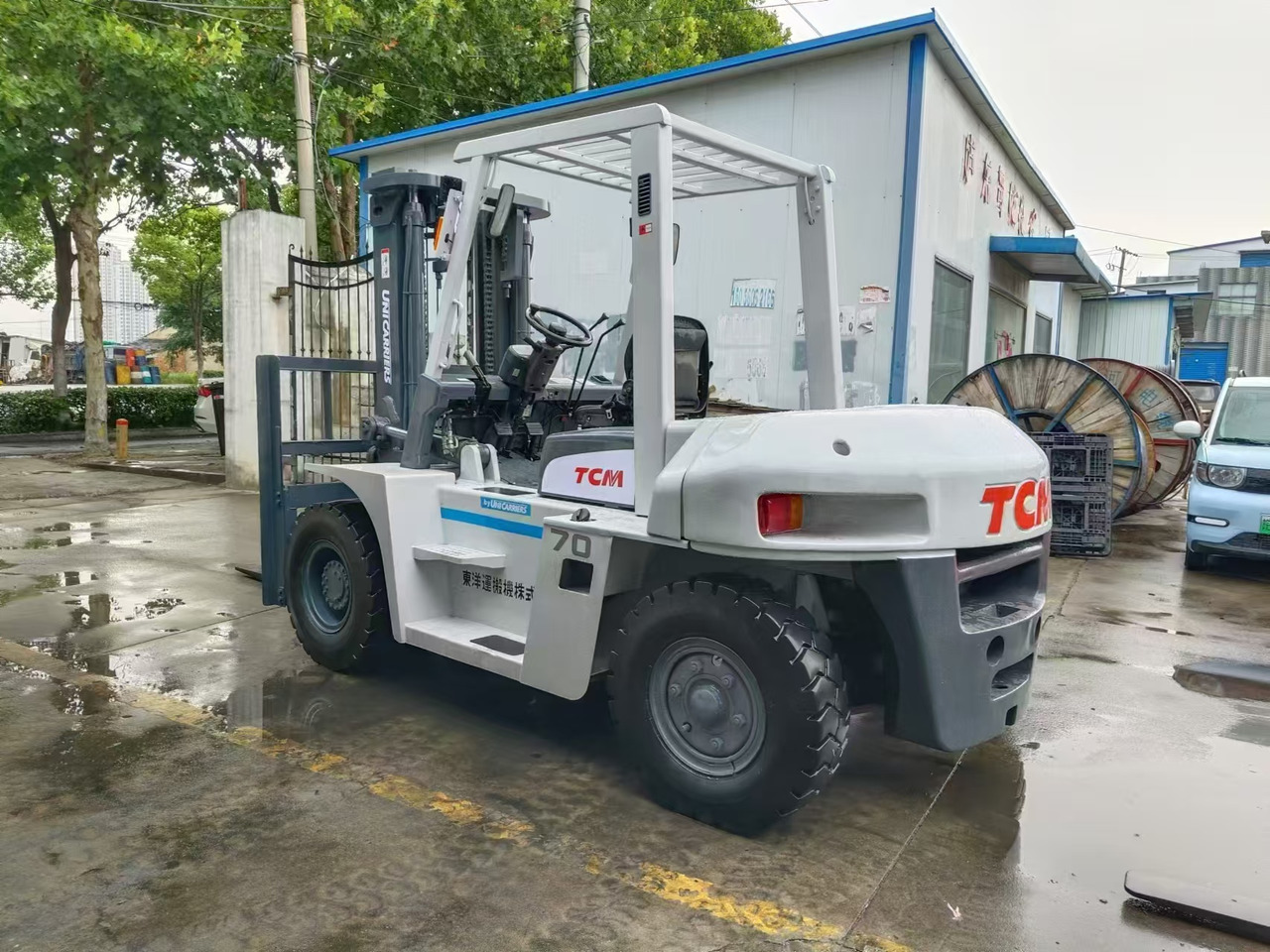 TCM FD70 japan brand 7 ton forklift used Customizable mast clamp side shift - מלגזת סולר: תמונה 2 TCM FD70 japan brand 7 ton forklift used Customizable mast clamp side shift - מלגזת סולר: תמונה 2