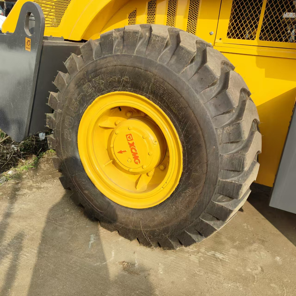 XCMG XS223J used road roller low hours factory price - מדחס: תמונה 5 XCMG XS223J used road roller low hours factory price - מדחס: תמונה 5