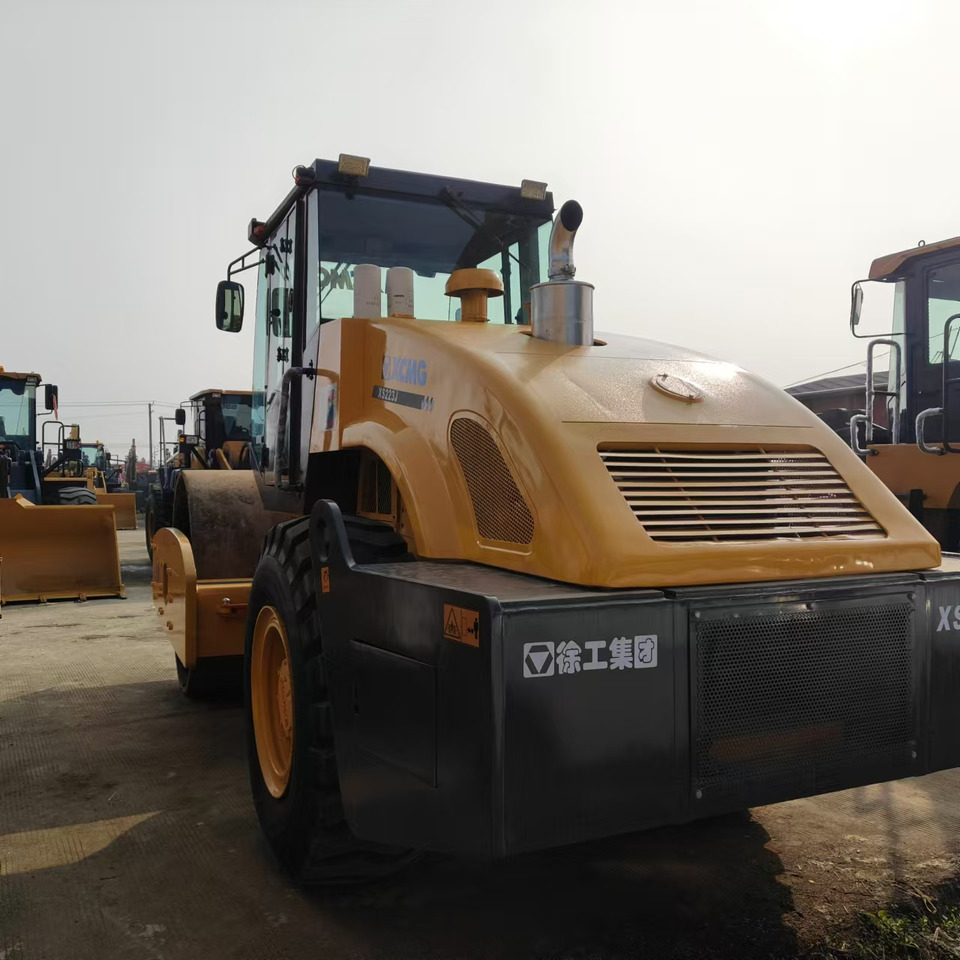 XCMG XS223J used road roller low hours factory price - מדחס: תמונה 2 XCMG XS223J used road roller low hours factory price - מדחס: תמונה 2
