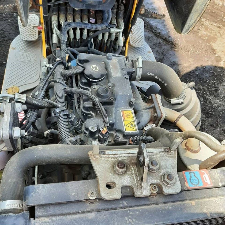 JCB 8008 - מיני מחפר: תמונה 3 JCB 8008 - מיני מחפר: תמונה 3