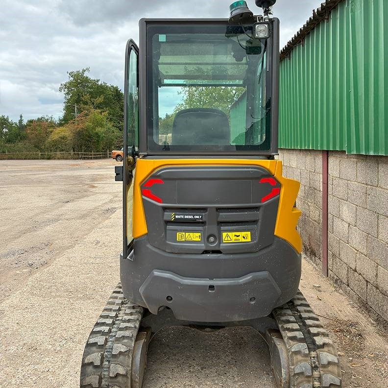 Volvo ECR25D - מיני מחפר: תמונה 4 Volvo ECR25D - מיני מחפר: תמונה 4