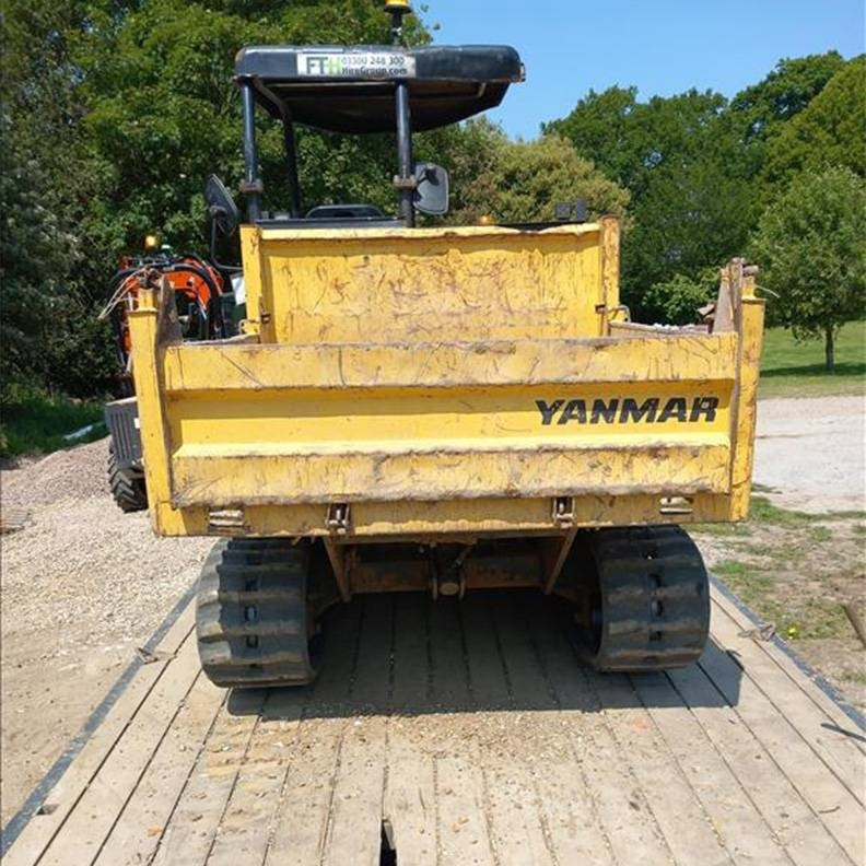 Yanmar C 30 R - מסיר פסולת זוחל: תמונה 5 Yanmar C 30 R - מסיר פסולת זוחל: תמונה 5