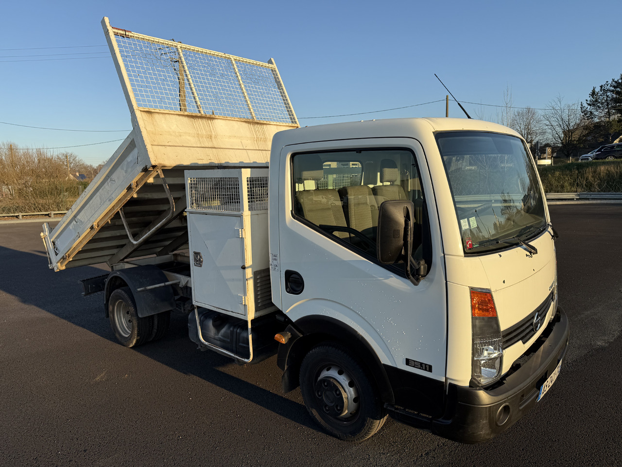 NISSAN CABSTAR 35.11 - כלי רכב מסחרי מזהיר: תמונה 1 NISSAN CABSTAR 35.11 - כלי רכב מסחרי מזהיר: תמונה 1