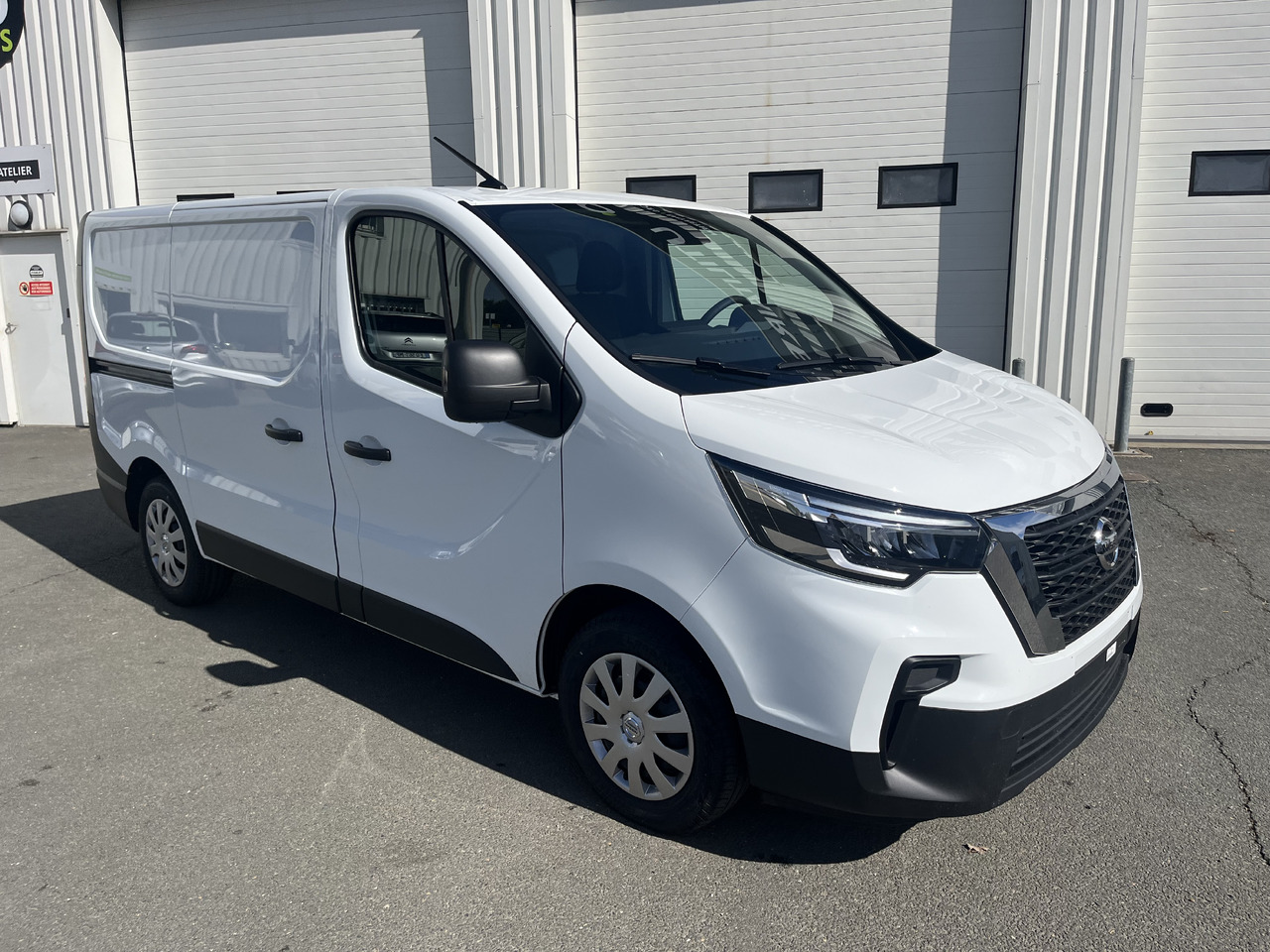 NISSAN Primastar NV300 2.0DCI130 Acenta L1H1 - כלי רכב מסחרי עם לוח: תמונה 1 NISSAN Primastar NV300 2.0DCI130 Acenta L1H1 - כלי רכב מסחרי עם לוח: תמונה 1