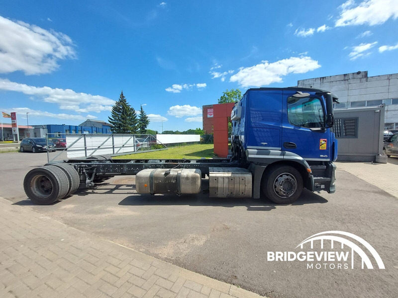 Mercedes-Benz Actros 1843 - משאית עם שלדת תא: תמונה 5 Mercedes-Benz Actros 1843 - משאית עם שלדת תא: תמונה 5