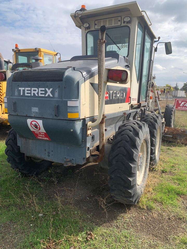TEREX TG 150 MOTOR GRADER - מפלסת: תמונה 3 TEREX TG 150 MOTOR GRADER - מפלסת: תמונה 3