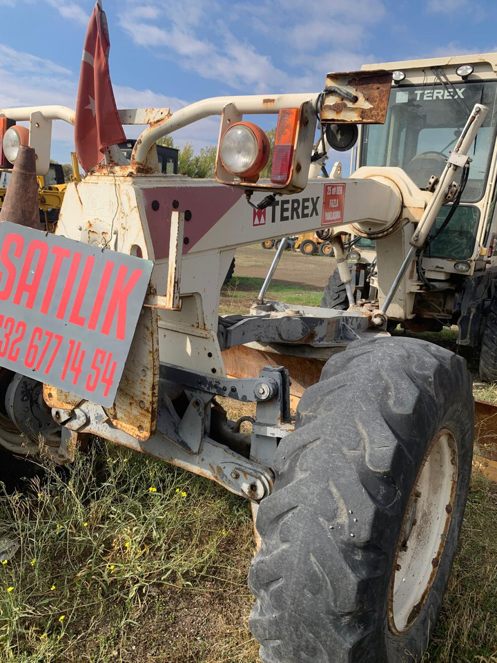 TEREX TG 150 - מפלסת: תמונה 2 TEREX TG 150 - מפלסת: תמונה 2