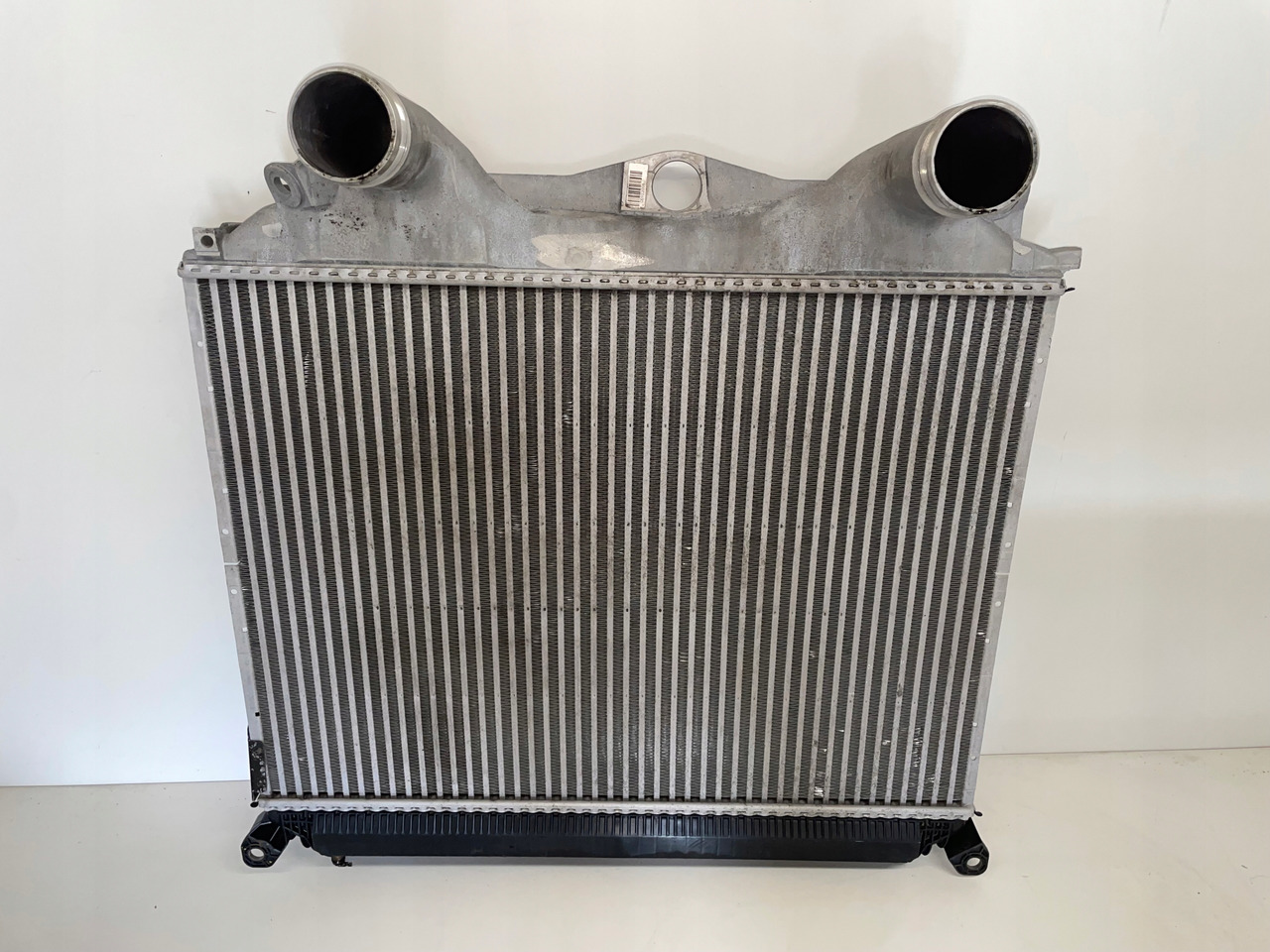 CHŁODNICA INTERCOLLER INTERKULER MAN TGS TGA - מקרר פנימי עבור משאית: תמונה 2 CHŁODNICA INTERCOLLER INTERKULER MAN TGS TGA - מקרר פנימי עבור משאית: תמונה 2