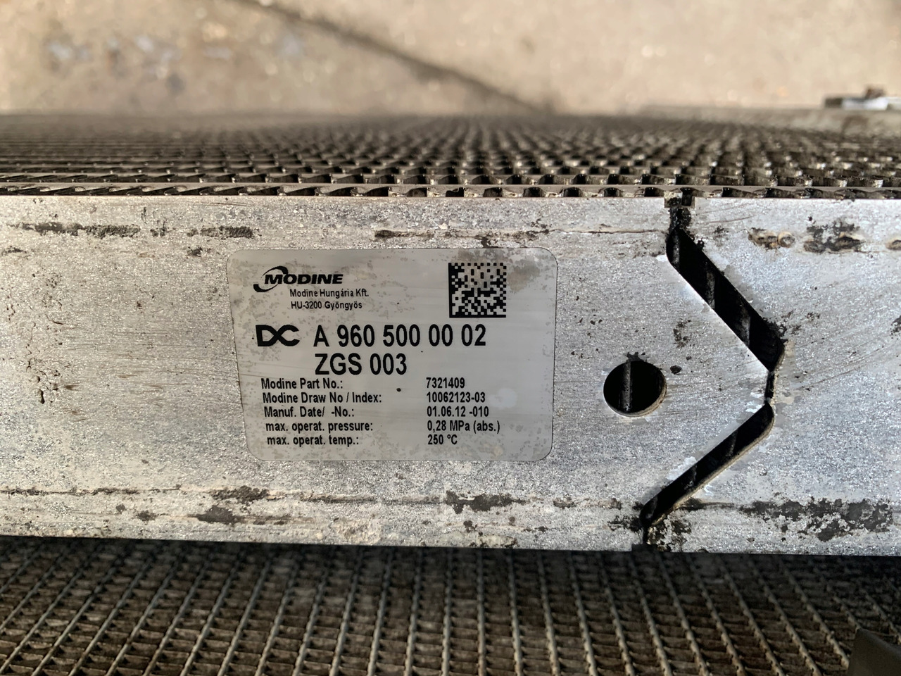 CHŁODNICA WODY POWIETRZA MERCEDES ACTROS MP4 MP 4 - רדיאטור עבור משאית: תמונה 3 CHŁODNICA WODY POWIETRZA MERCEDES ACTROS MP4 MP 4 - רדיאטור עבור משאית: תמונה 3