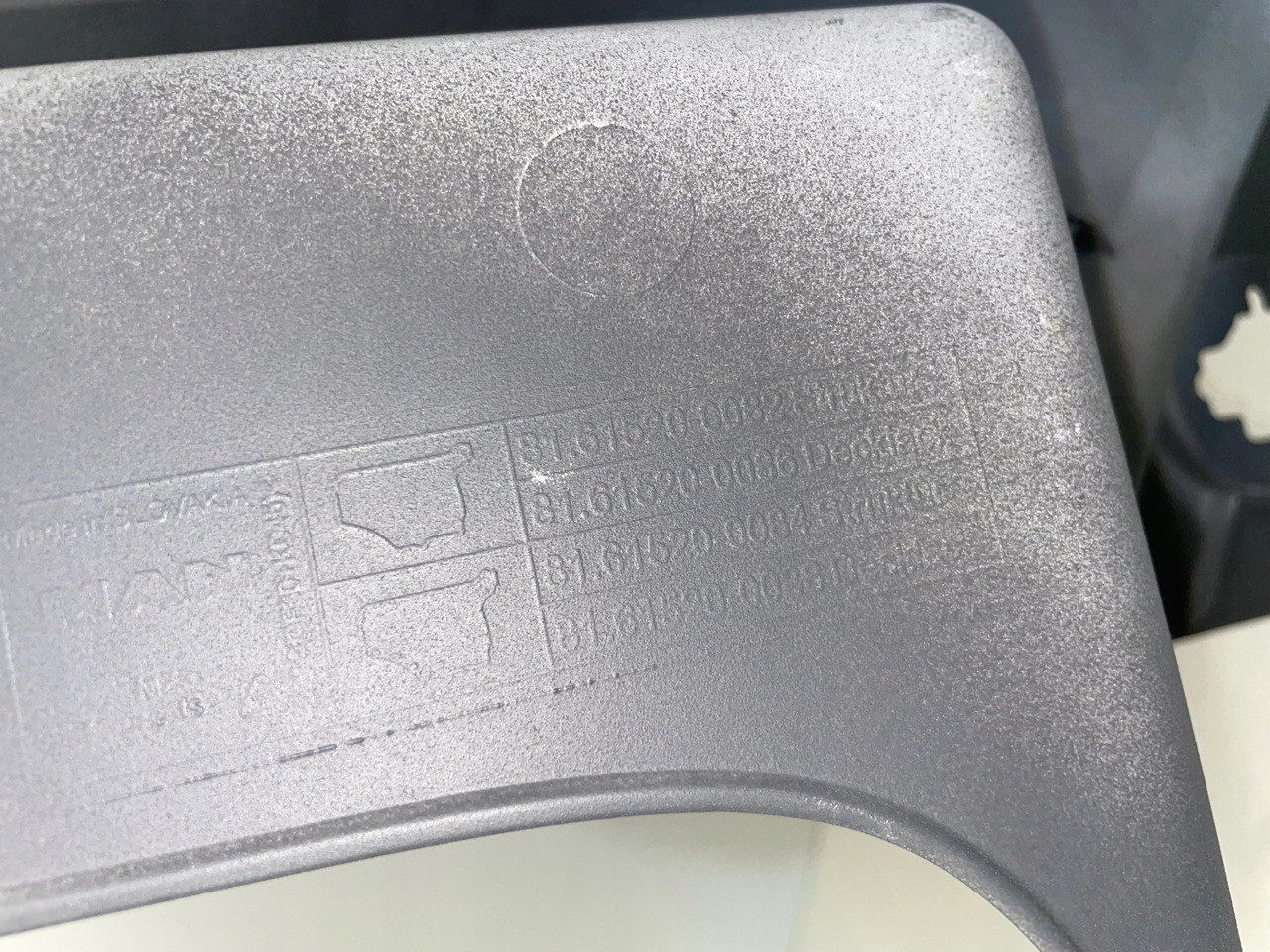 GÓRNA STOPNICA STOPIEŃ MAN TGX TGX3 TG3 81615200082 - צעד עבור משאית: תמונה 5 GÓRNA STOPNICA STOPIEŃ MAN TGX TGX3 TG3 81615200082 - צעד עבור משאית: תמונה 5