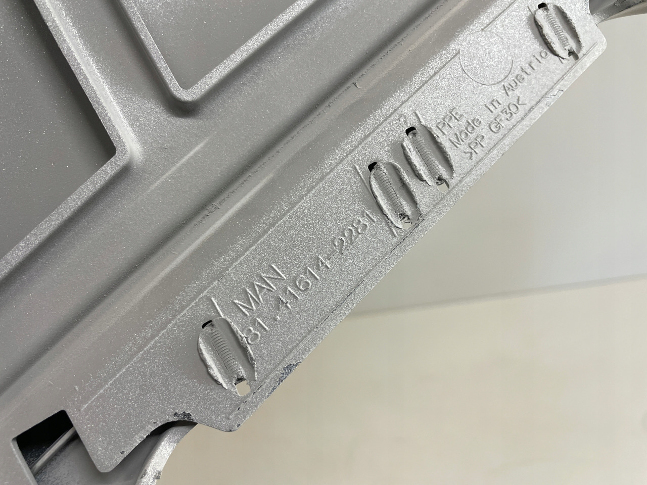 LEWA OSŁONA NA HALOGEN ZDERZAK MAN TG3 TGX 3 81416142277 - פגוש עבור משאית: תמונה 5 LEWA OSŁONA NA HALOGEN ZDERZAK MAN TG3 TGX 3 81416142277 - פגוש עבור משאית: תמונה 5