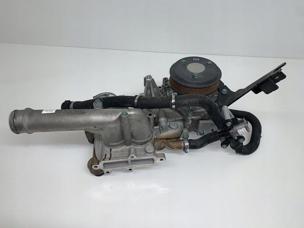 OBUDOWA POMPY WODY MAN TGX TGS EURO 6 D2676 - משאבת נוזל קירור עבור משאית: תמונה 3 OBUDOWA POMPY WODY MAN TGX TGS EURO 6 D2676 - משאבת נוזל קירור עבור משאית: תמונה 3