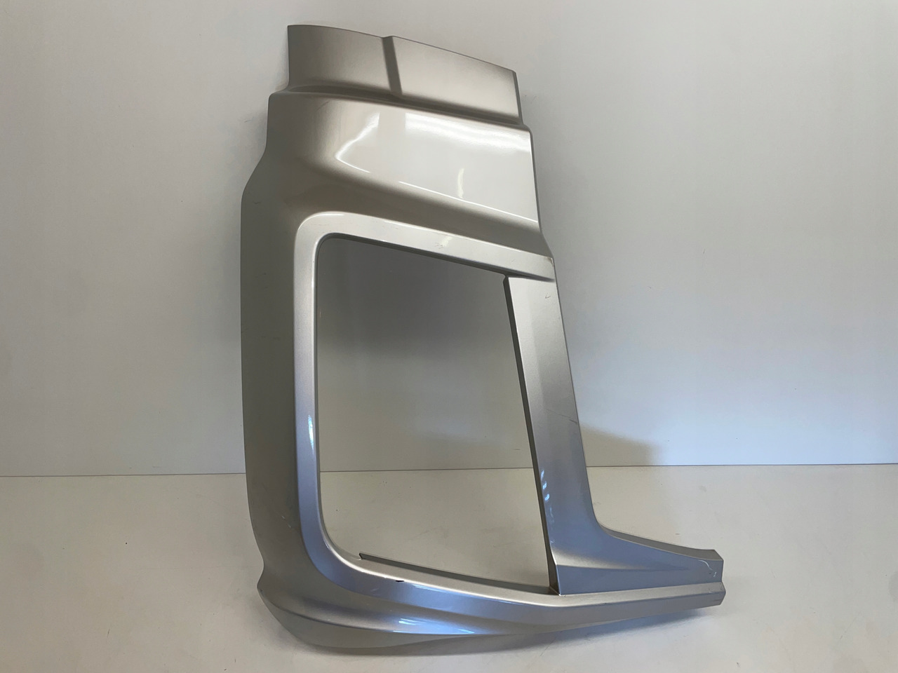 PRAWA OSŁONA OKULAR ZDERZAK FORD F-MAX JC46-17E950-A - פגוש עבור משאית: תמונה 1 PRAWA OSŁONA OKULAR ZDERZAK FORD F-MAX JC46-17E950-A - פגוש עבור משאית: תמונה 1