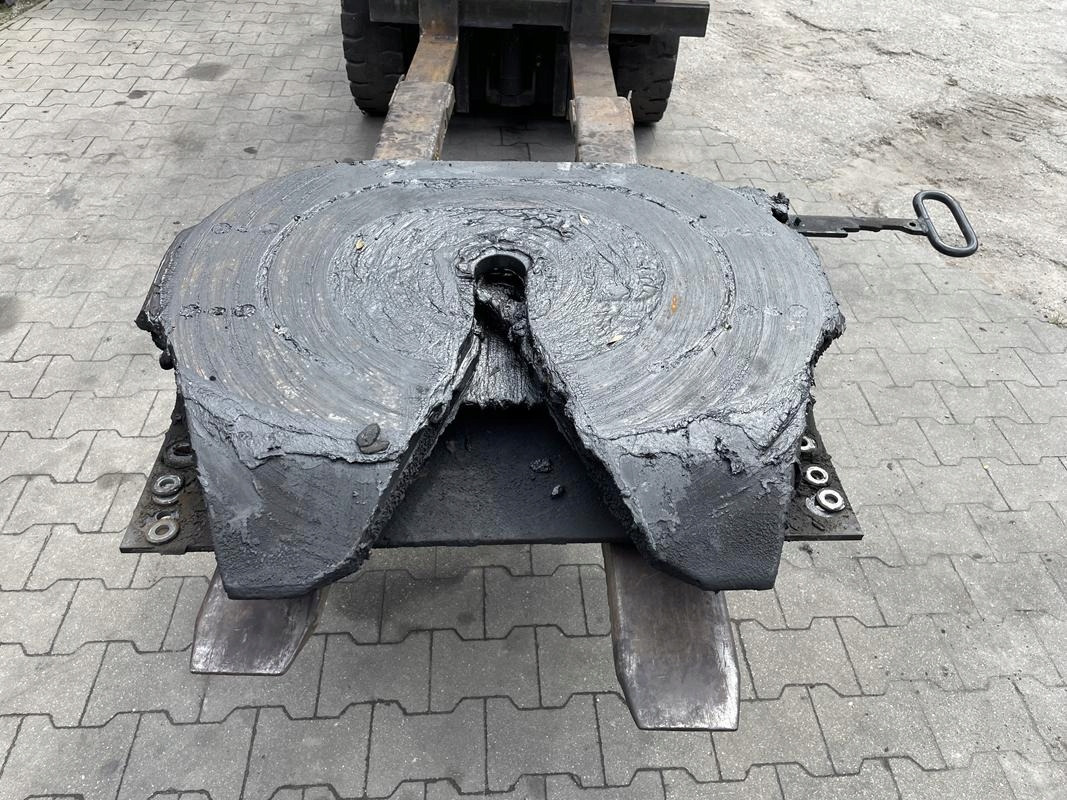 SIODŁO JOST MAN TGX TGS TGS 185 MM ZACZEP HAK - מצמד גלגל חמישי עבור משאית: תמונה 3 SIODŁO JOST MAN TGX TGS TGS 185 MM ZACZEP HAK - מצמד גלגל חמישי עבור משאית: תמונה 3