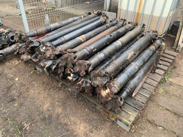 WAŁ NAPĘDOWY MAN TGA TGX TGS CENA OD 100 ZŁ - גל הנעה עבור משאית: תמונה 1 WAŁ NAPĘDOWY MAN TGA TGX TGS CENA OD 100 ZŁ - גל הנעה עבור משאית: תמונה 1