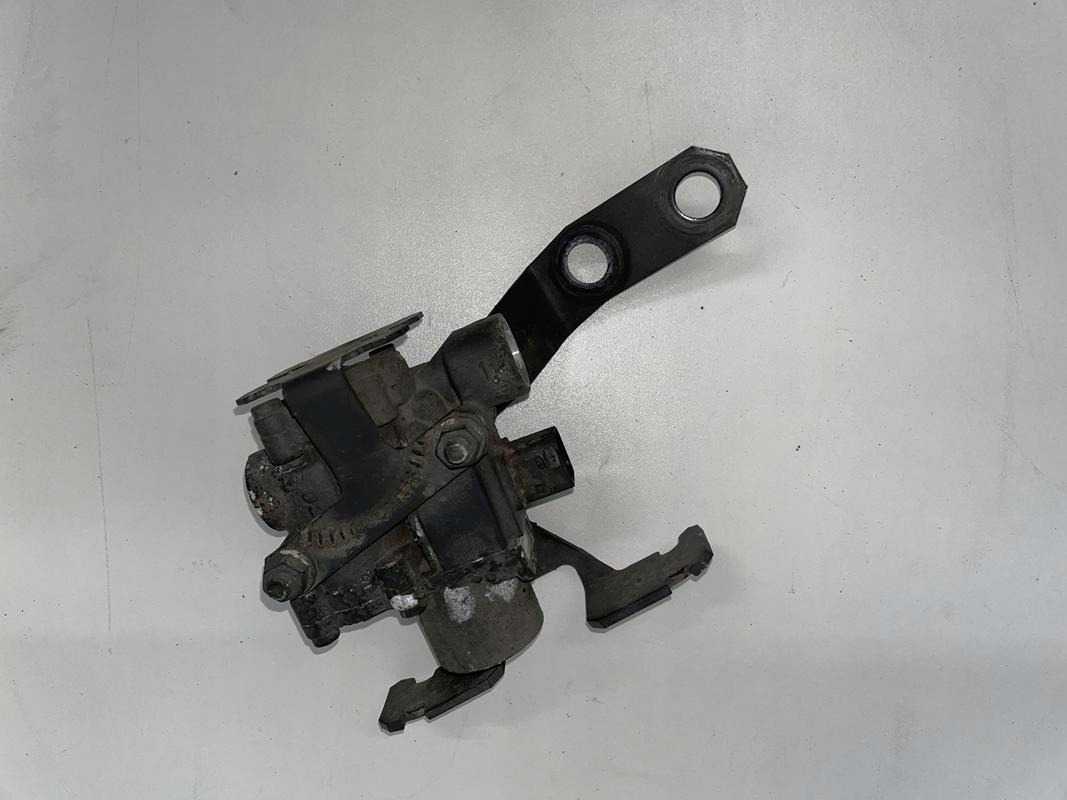 ZAWÓR CIŚNIENIA MERCEDES ACTROS MP4 A0054299244 - מתלה עבור משאית: תמונה 4 ZAWÓR CIŚNIENIA MERCEDES ACTROS MP4 A0054299244 - מתלה עבור משאית: תמונה 4