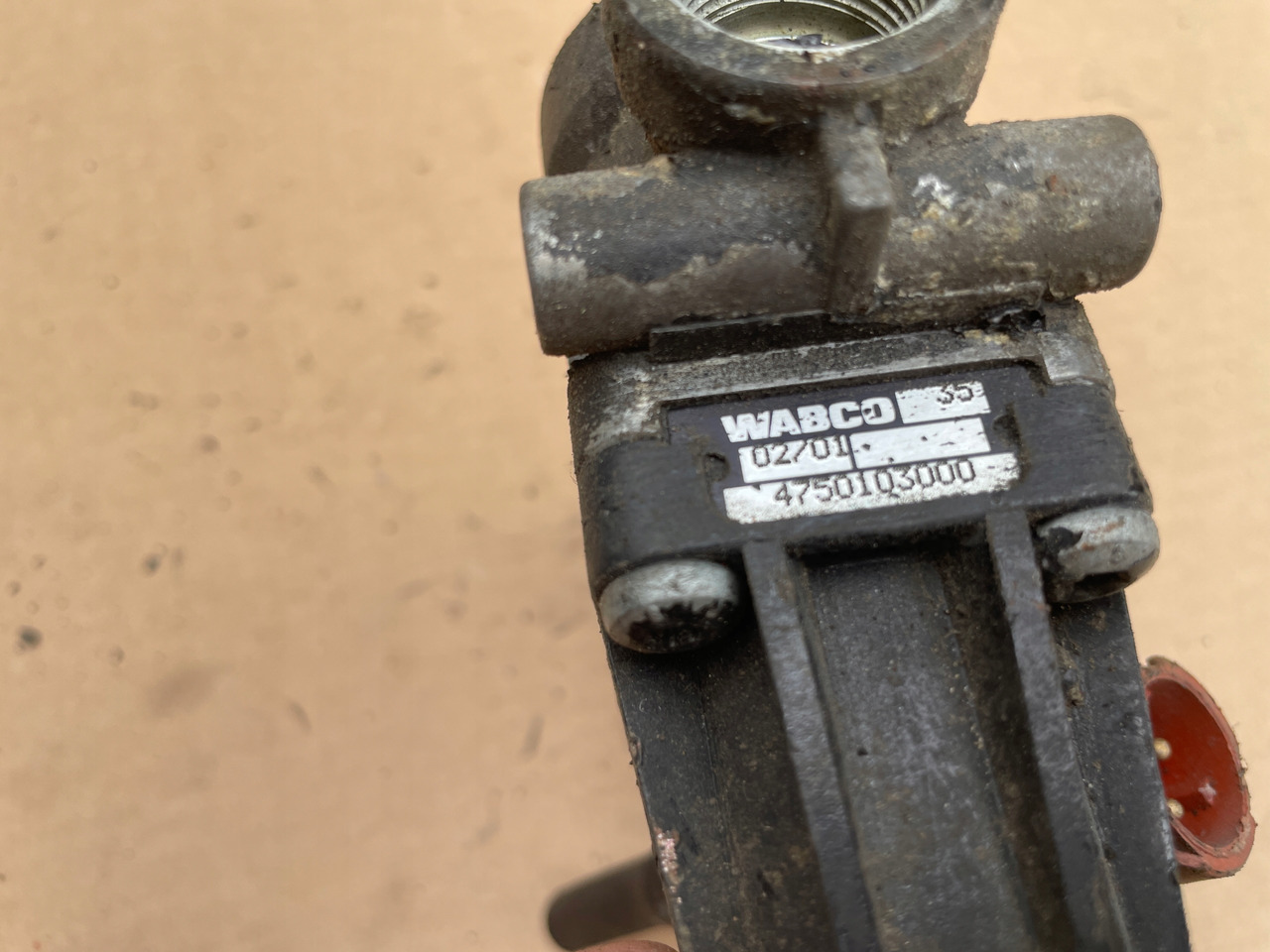 ZAWÓR REDUKCUJNY REDUKTOR CIŚNIENIA MAN TGA TGX TGS 4750103000 - מתלה אוויר עבור משאית: תמונה 3 ZAWÓR REDUKCUJNY REDUKTOR CIŚNIENIA MAN TGA TGX TGS 4750103000 - מתלה אוויר עבור משאית: תמונה 3