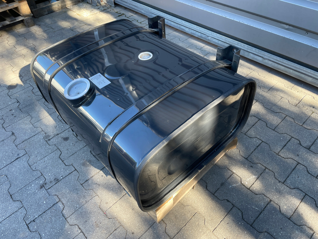 ZBIORNIK PALIWA MAN 150 L , L2000 TGL TGM 81122015818 - NOWY - - מכל דלק עבור משאית: תמונה 4 ZBIORNIK PALIWA MAN 150 L , L2000 TGL TGM 81122015818 - NOWY - - מכל דלק עבור משאית: תמונה 4