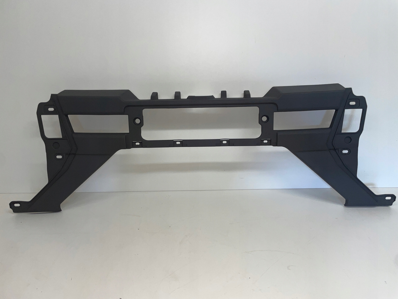 ZDERZAK ŚRODEK ZDERZAKA MASKOWNICA MAN TGX TGS 3 TG3 81416146033 - פגוש עבור משאית: תמונה 1 ZDERZAK ŚRODEK ZDERZAKA MASKOWNICA MAN TGX TGS 3 TG3 81416146033 - פגוש עבור משאית: תמונה 1