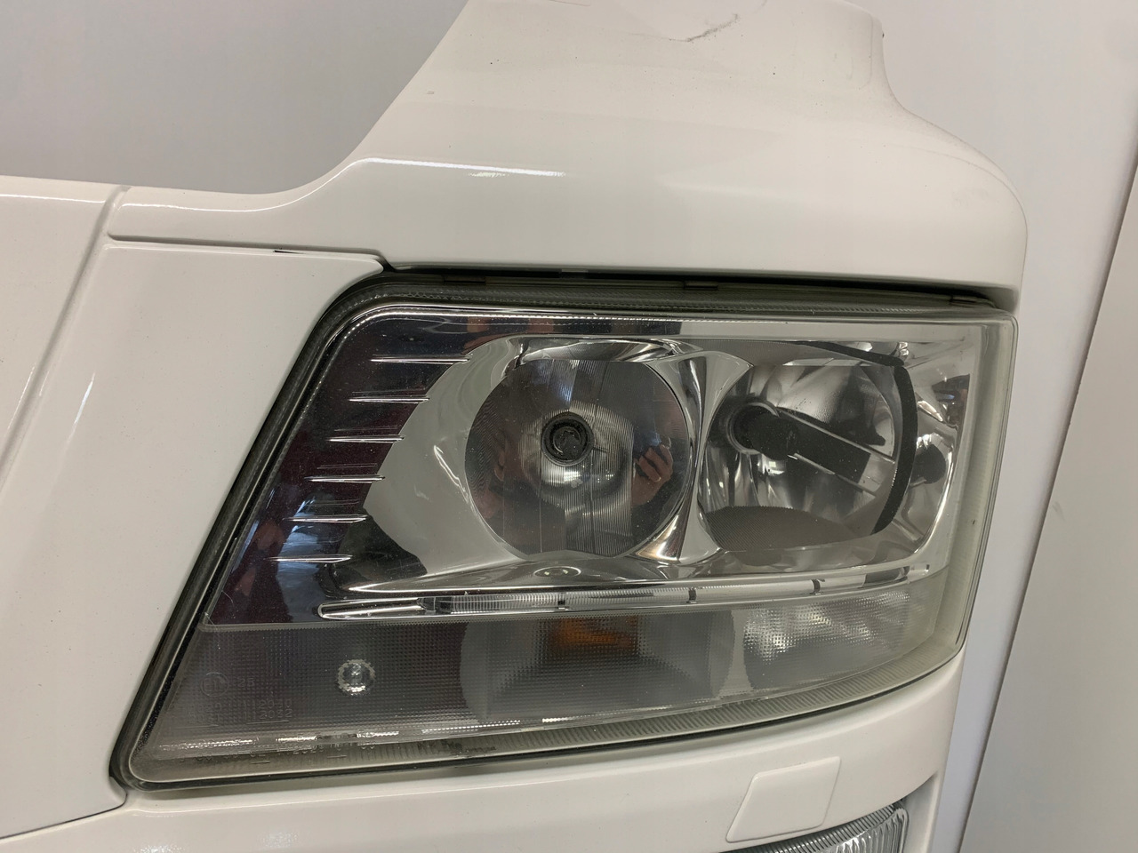 ZDERZAK XENON MAN TGS - פגוש עבור משאית: תמונה 2 ZDERZAK XENON MAN TGS - פגוש עבור משאית: תמונה 2