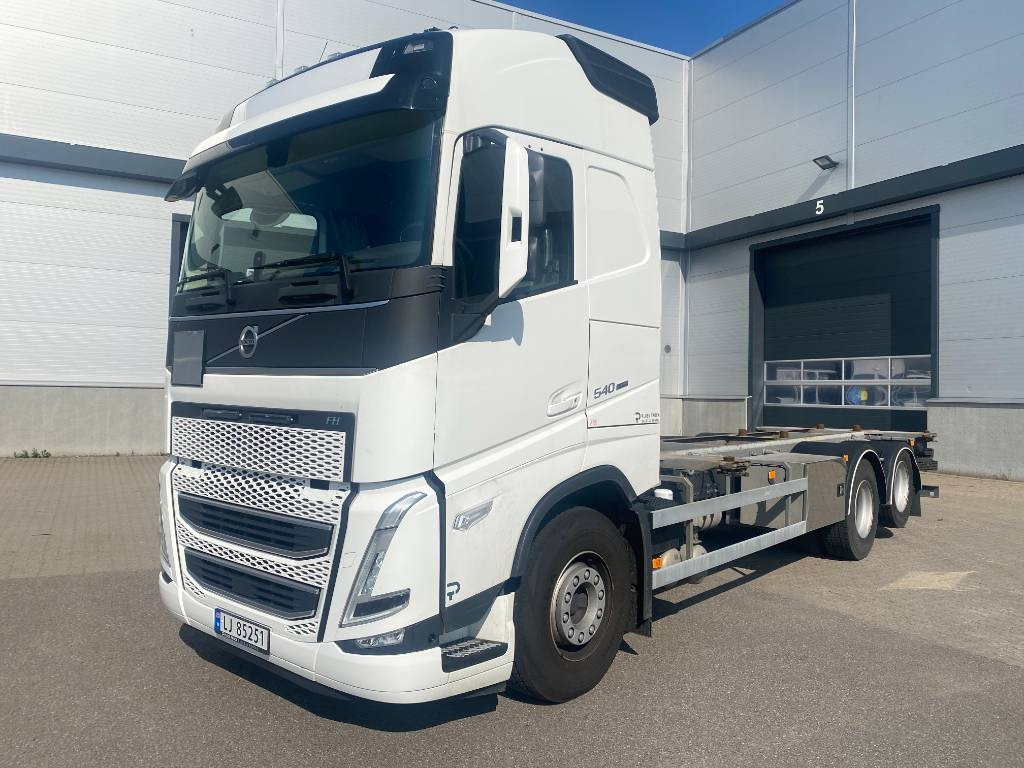Volvo FH 540 - מוביל מכולות/ משאית החלפת גוף: תמונה 1 Volvo FH 540 - מוביל מכולות/ משאית החלפת גוף: תמונה 1