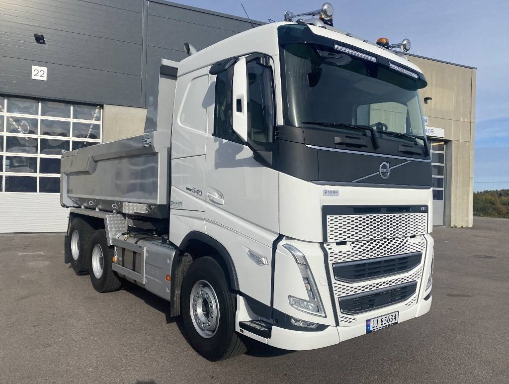 Volvo FH540 6x4  - מזהיר: תמונה 2 Volvo FH540 6x4  - מזהיר: תמונה 2