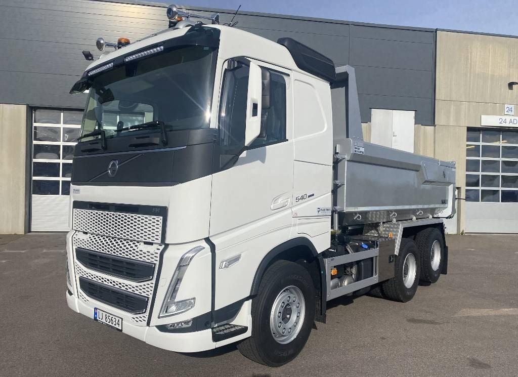 Volvo FH540 6x4  - מזהיר: תמונה 1 Volvo FH540 6x4  - מזהיר: תמונה 1