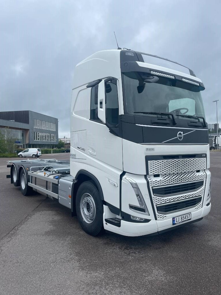 Volvo FH540 Containerbil - Levering omgående  - מוביל מכולות/ משאית החלפת גוף: תמונה 3 Volvo FH540 Containerbil - Levering omgående  - מוביל מכולות/ משאית החלפת גוף: תמונה 3