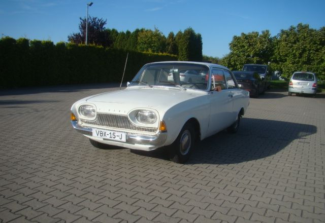 Ford Taunus - רכב קופה: תמונה 1 Ford Taunus - רכב קופה: תמונה 1
