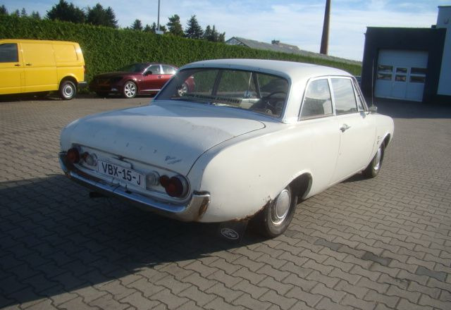 Ford Taunus - רכב קופה: תמונה 4 Ford Taunus - רכב קופה: תמונה 4
