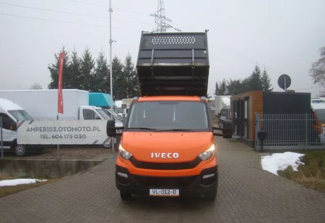כלי רכב מסחרי מזהיר Iveco DAILY 35 C 3-STONNA WYWROTKA: תמונה 10 כלי רכב מסחרי מזהיר Iveco DAILY 35 C 3-STONNA WYWROTKA: תמונה 10