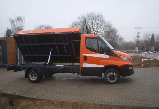 Iveco DAILY 35 C 3-STONNA WYWROTKA - כלי רכב מסחרי מזהיר: תמונה 4 Iveco DAILY 35 C 3-STONNA WYWROTKA - כלי רכב מסחרי מזהיר: תמונה 4