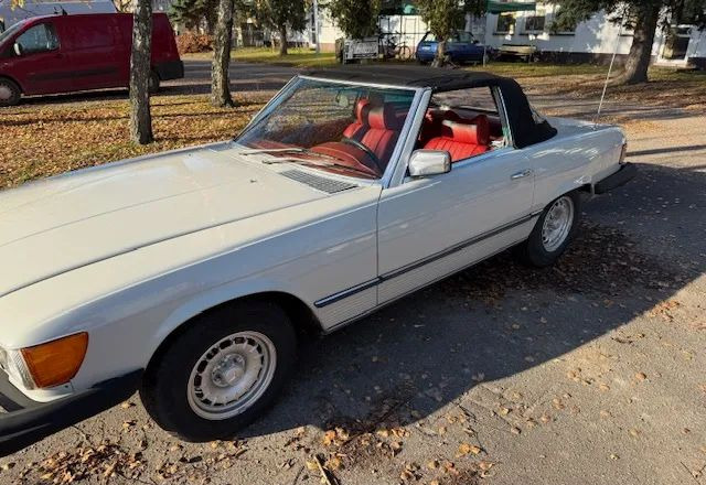 Mercedes-Benz SL - קבריולט: תמונה 1 Mercedes-Benz SL - קבריולט: תמונה 1