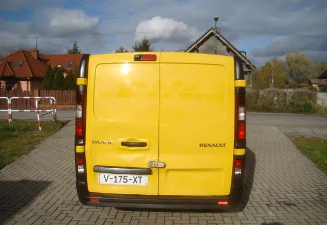 Renault TRAFIC - כלי רכב מסחרי עם לוח: תמונה 5 Renault TRAFIC - כלי רכב מסחרי עם לוח: תמונה 5