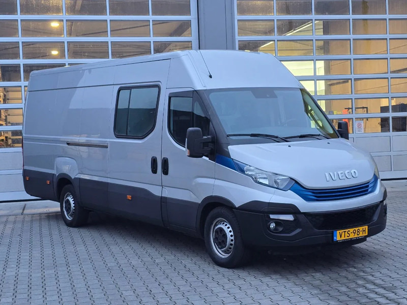 Iveco Daily 35S16 - כלי רכב מסחרי עם לוח: תמונה 2 Iveco Daily 35S16 - כלי רכב מסחרי עם לוח: תמונה 2