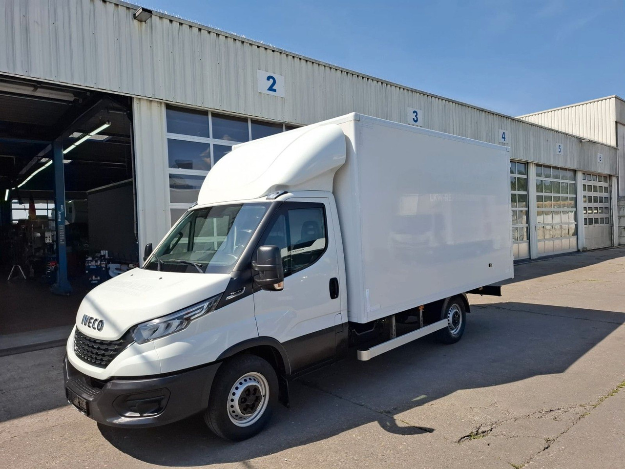 Iveco 35-160P/A8, Klima, HiMatik, LED, Luft, - כלי רכב מסחרי עם תיבה: תמונה 1 Iveco 35-160P/A8, Klima, HiMatik, LED, Luft, - כלי רכב מסחרי עם תיבה: תמונה 1