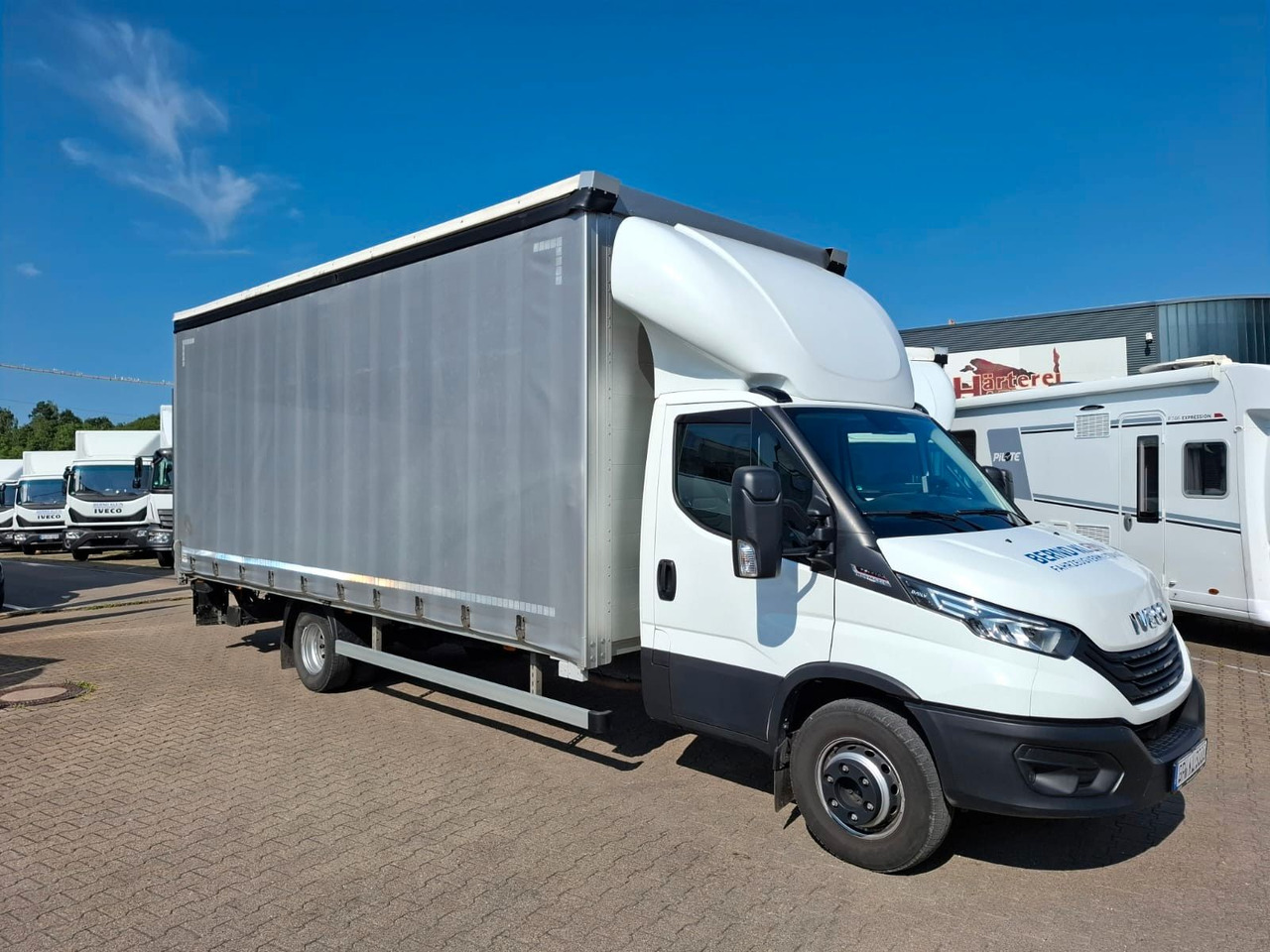 Iveco 72-210P/A8,Luft,HiMatic,LBW,Schiebepl., - כלי רכב מסחרי עם וילונות צד: תמונה 1 Iveco 72-210P/A8,Luft,HiMatic,LBW,Schiebepl., - כלי רכב מסחרי עם וילונות צד: תמונה 1