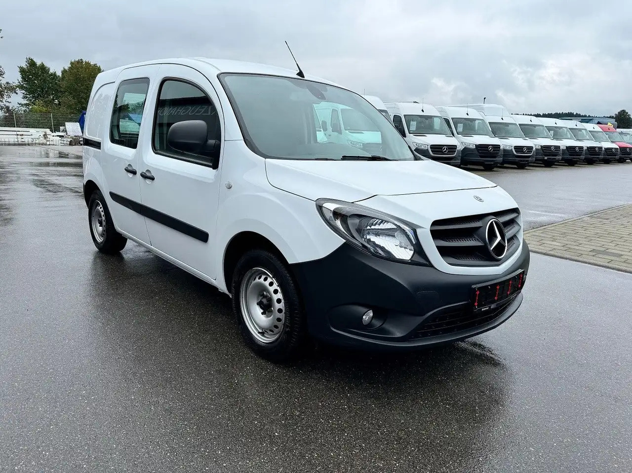 Mercedes-Benz Citan 111 CDI Lang Klima AHK - כלי רכב מסחרי עם לוח: תמונה 2 Mercedes-Benz Citan 111 CDI Lang Klima AHK - כלי רכב מסחרי עם לוח: תמונה 2