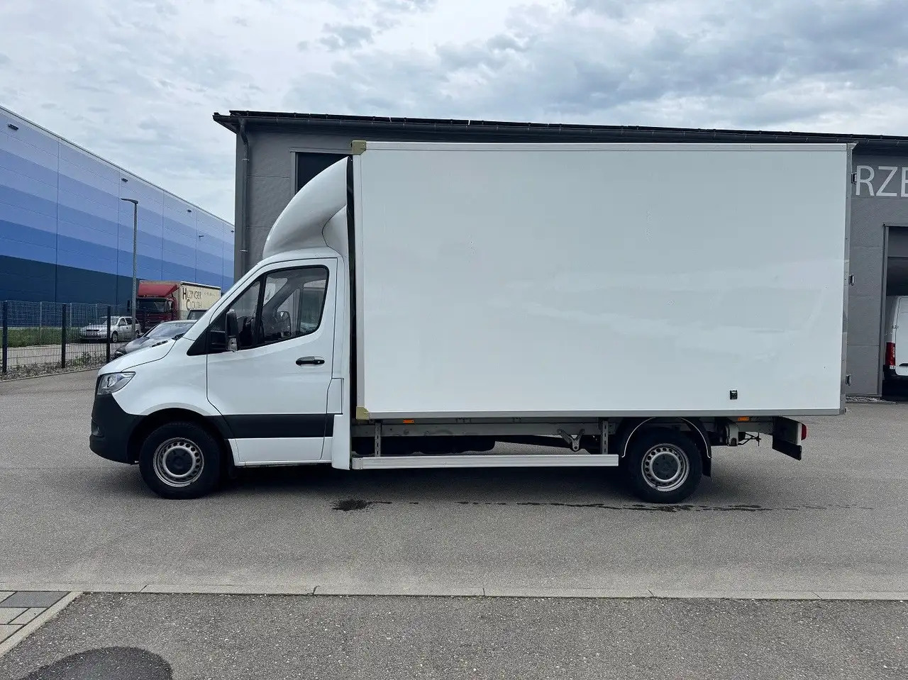 Mercedes-Benz Sprinter 315 CDI Maxi Lang Koffer Klima - כלי רכב מסחרי עם תיבה: תמונה 3 Mercedes-Benz Sprinter 315 CDI Maxi Lang Koffer Klima - כלי רכב מסחרי עם תיבה: תמונה 3