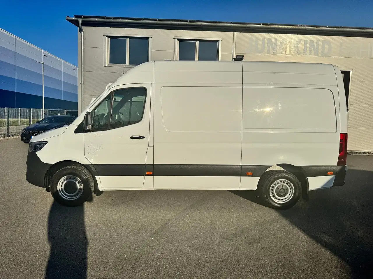 Mercedes-Benz Sprinter 316 CDI Lang Hoch Klima LED MBUX - כלי רכב מסחרי עם לוח: תמונה 3 Mercedes-Benz Sprinter 316 CDI Lang Hoch Klima LED MBUX - כלי רכב מסחרי עם לוח: תמונה 3