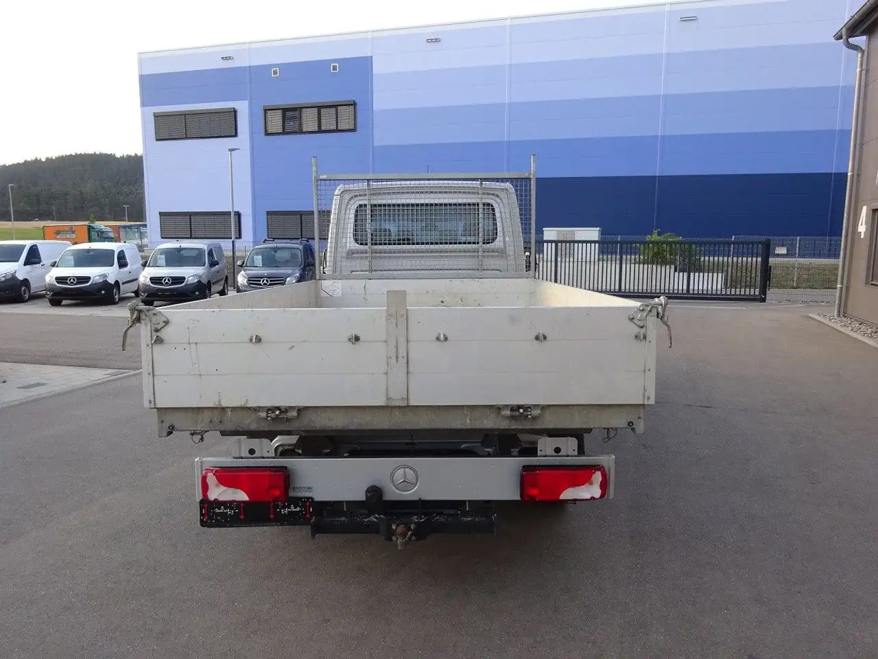 Mercedes-Benz Sprinter 319 CDI DoKa Maxi Kipper AHK 2,8t - כלי רכב מסחרי מזהיר, כלי רכב מסחרי קומבי: תמונה 4 Mercedes-Benz Sprinter 319 CDI DoKa Maxi Kipper AHK 2,8t - כלי רכב מסחרי מזהיר, כלי רכב מסחרי קומבי: תמונה 4