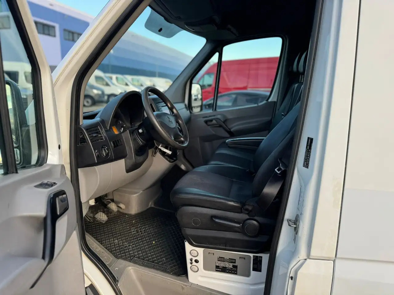 Mercedes-Benz Sprinter 319 CDI Maxi Lang XXL Extralang Mixto - כלי רכב מסחרי עם לוח: תמונה 3 Mercedes-Benz Sprinter 319 CDI Maxi Lang XXL Extralang Mixto - כלי רכב מסחרי עם לוח: תמונה 3