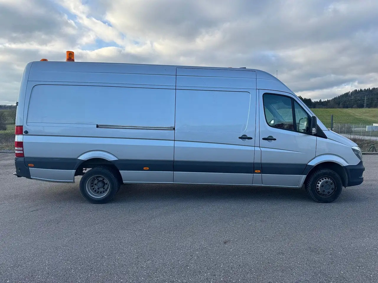 Mercedes-Benz Sprinter 516 CDI Maxi Lang Hoch AHK - כלי רכב מסחרי עם לוח: תמונה 4 Mercedes-Benz Sprinter 516 CDI Maxi Lang Hoch AHK - כלי רכב מסחרי עם לוח: תמונה 4