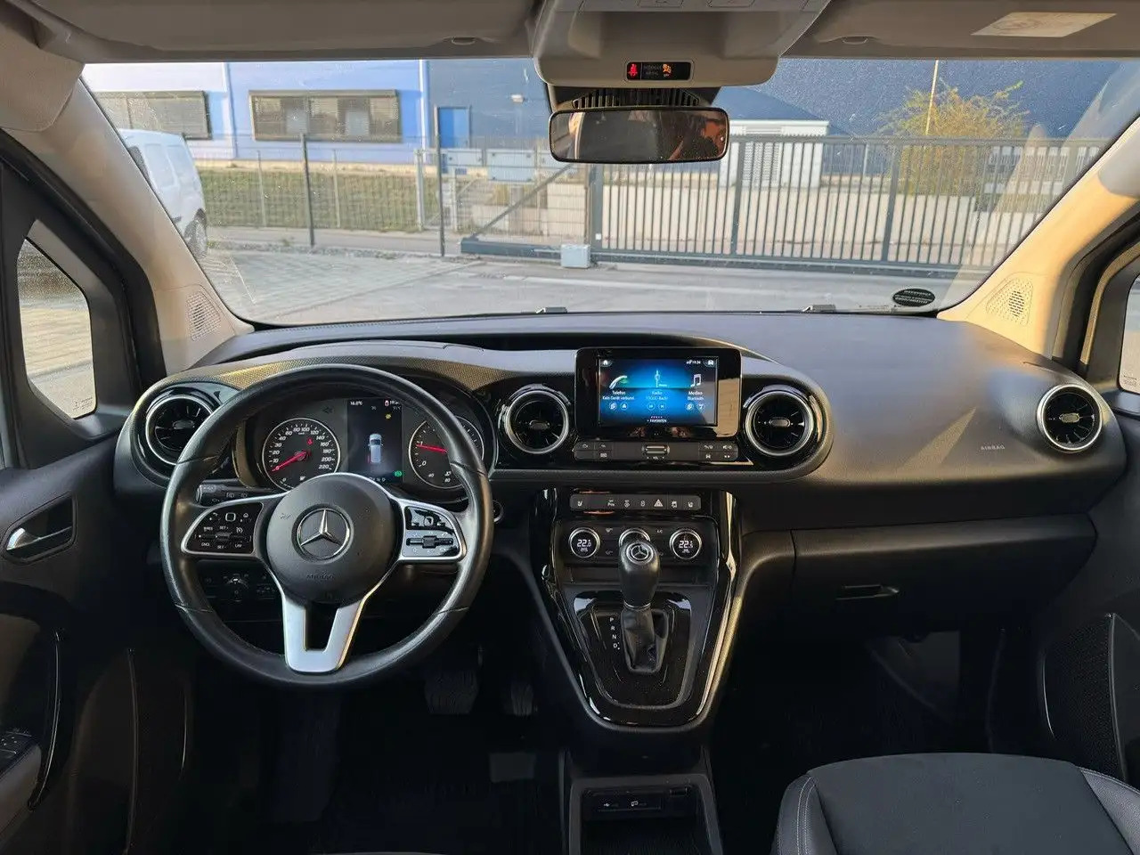 Mercedes-Benz T-Class T -Klasse 160 d standard - מכונית: תמונה 4 Mercedes-Benz T-Class T -Klasse 160 d standard - מכונית: תמונה 4