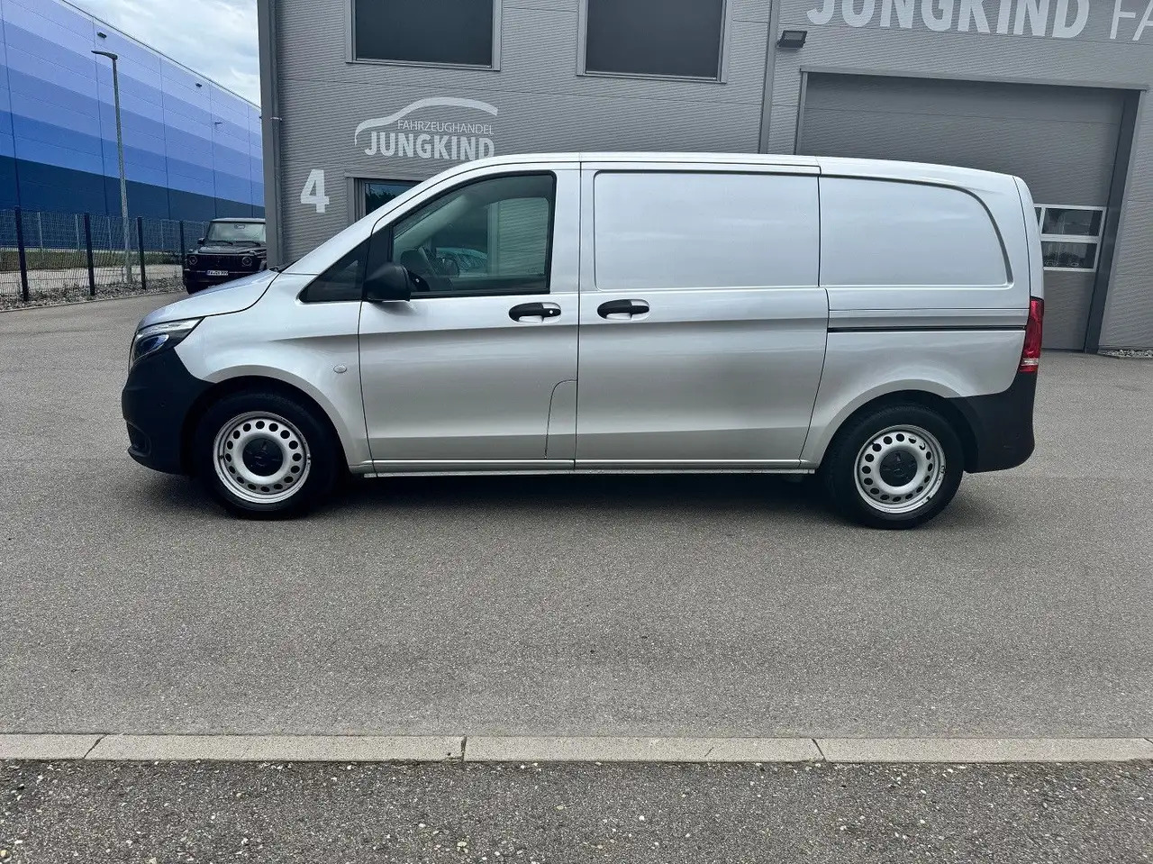 Mercedes-Benz Vito 114 CDI Kompakt Silber Klima Bott - כלי רכב מסחרי עם לוח: תמונה 3 Mercedes-Benz Vito 114 CDI Kompakt Silber Klima Bott - כלי רכב מסחרי עם לוח: תמונה 3