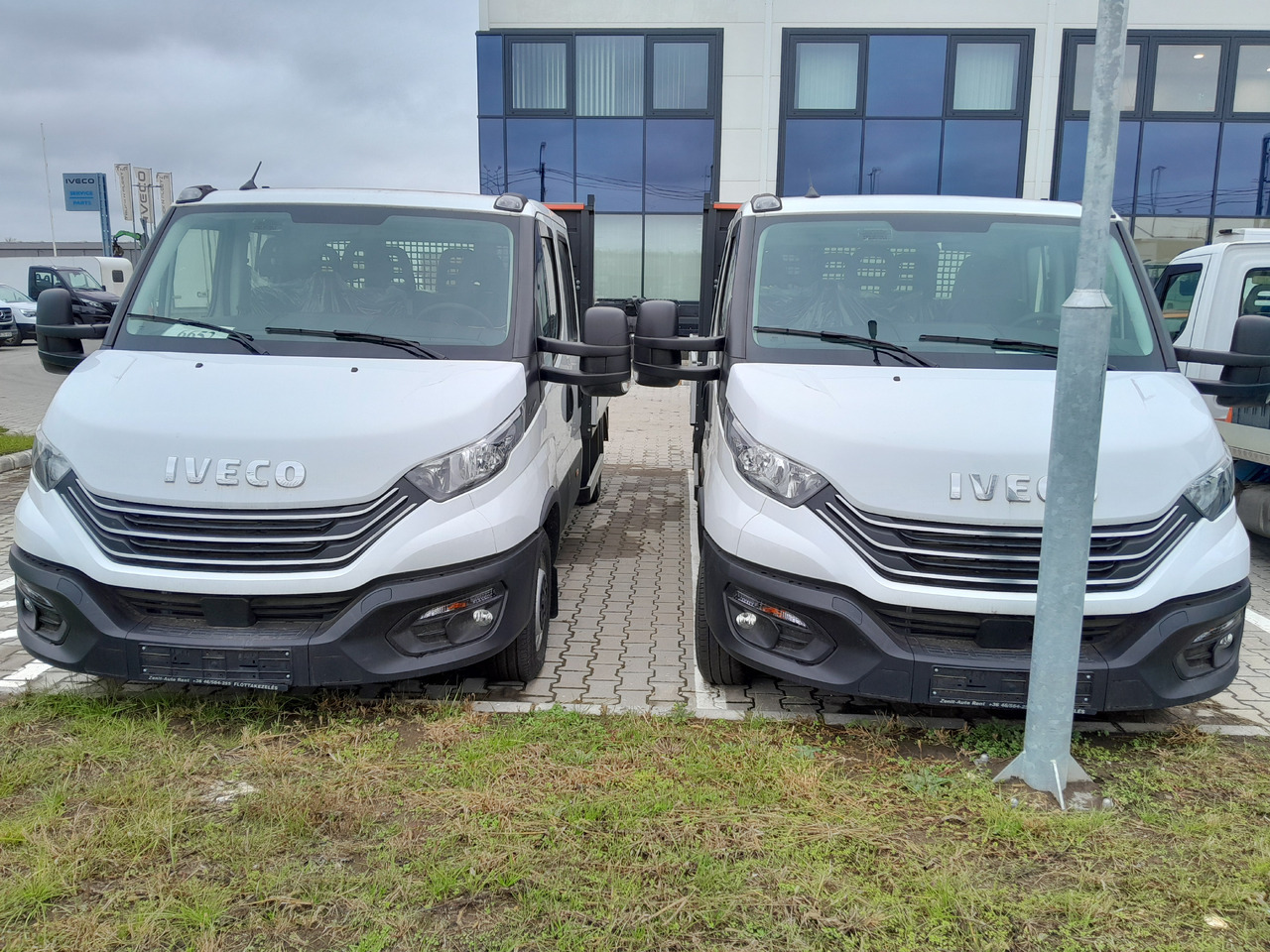 Iveco Daila 35 Daily C 18 H 3450 - כלי רכב מסחרי במיטה שטוחה: תמונה 1 Iveco Daila 35 Daily C 18 H 3450 - כלי רכב מסחרי במיטה שטוחה: תמונה 1